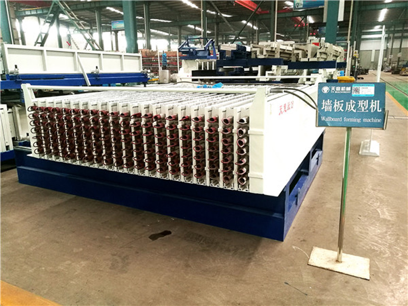 全自動墻板機(jī)產(chǎn)量高，一機(jī)多用